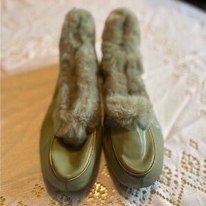 Vintage Green Fur-Lined Women's Shoes